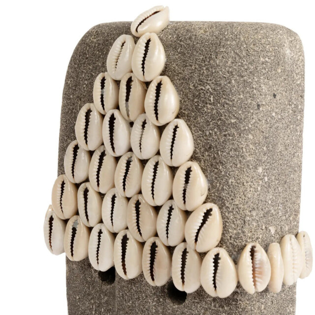 Bazar Bizar The sumba stone #32 on stand BAHRA032 large