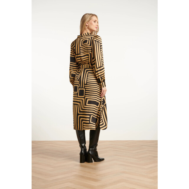 Smashed Lemon Zwart en goud grafische geprint midi jurk met kraag | 25578-999-735 large