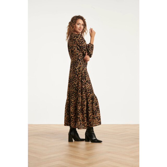 Smashed Lemon Chiffon dierenprint jurk met pofmouwen en v-hals in camel en bruin | 25561-735-775 large