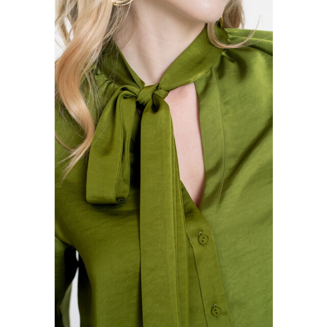 Geisha blouse with bow 53544-14 530 green 06615.340.0011 large