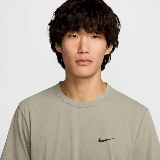 Nike hyverse men's dri-fit uv short training t-shirt korte mouw heren - 068946_300-M large