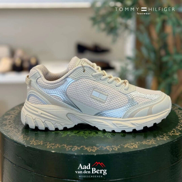 Tommy Hilfiger Damesschoenen sneakers EN0EN02859 large