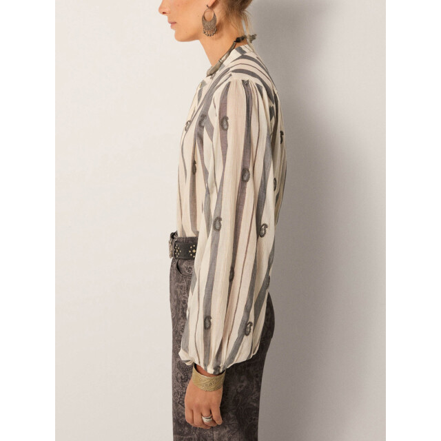 Maison Hotel Perla blouse ivory paisley Perla blouse large