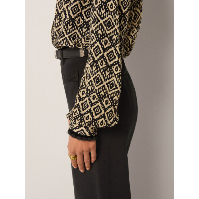 Maison Hotel Amtit blouse vanilla ice Amrit blouse large