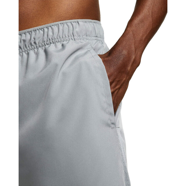 Nike dri-fit challenger men's 7i br hardloop korte broek 7 inch heren - 066269_900-L large