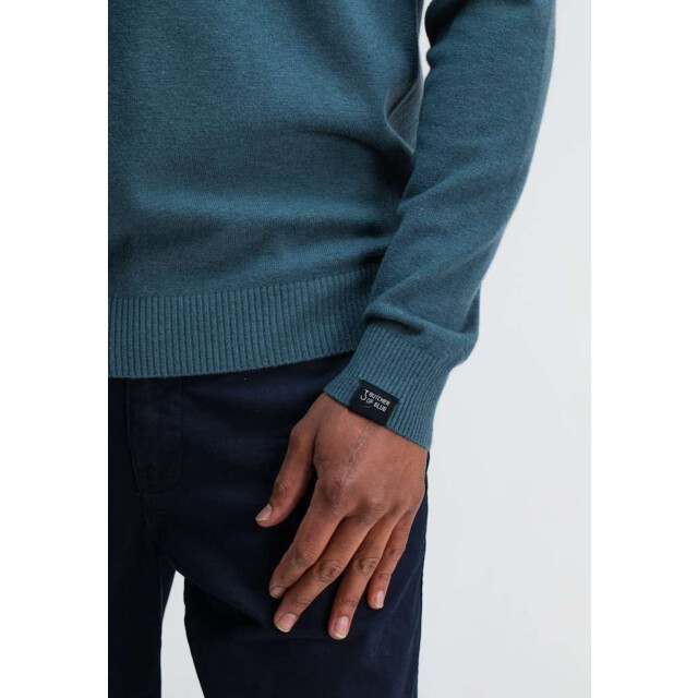 Butcher of Blue Clifden crew 1926003-817 large