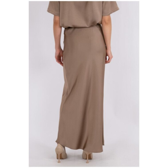 Neo Noir vicky heavy sateen skirt 159588 811 dark 06415.834.0002 large Neo Noir vicky heavy sateen skirt 159588 811 dark 06415.834.0002 large