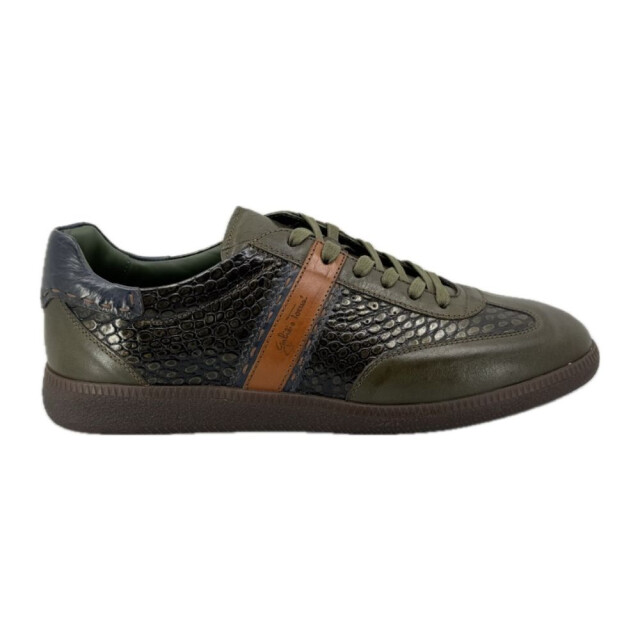 Galizio Torresi  318450 70523-foresta-luxor-melanzana 318450 large