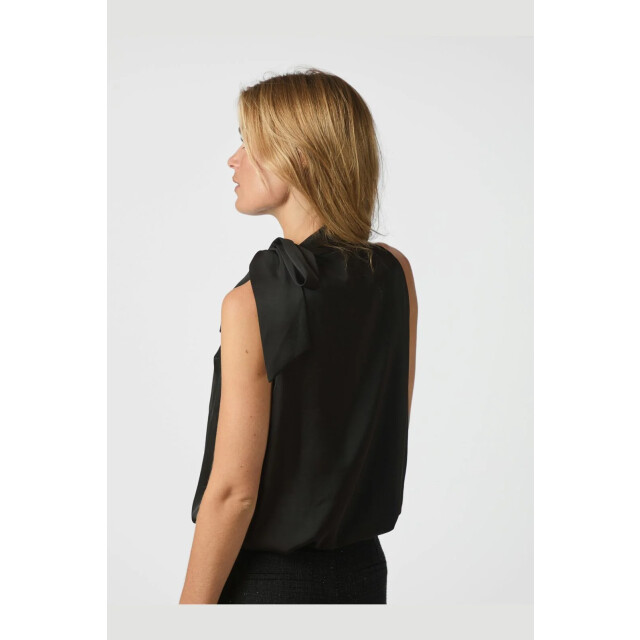 Neo Noir veda drapy satin top 166605 100 black 06010.990.0046 large Neo Noir veda drapy satin top 166605 100 black 06010.990.0046 large