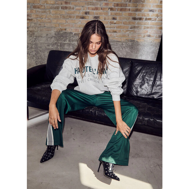 Haute L'Amitié Broek baggy track tall pants 9650359107912 large Haute L'Amitié Broek baggy track tall pants 9650359107912 large