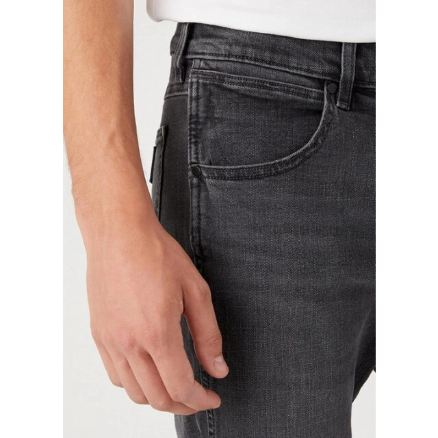 Wrangler Larston blackout 112330748 large