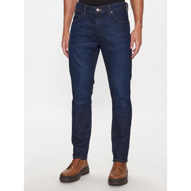 Wrangler Larston landed 112341469 large