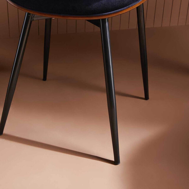Signature Stoel met walnootafwerking en fluwelen zitting mannix 2936795 large