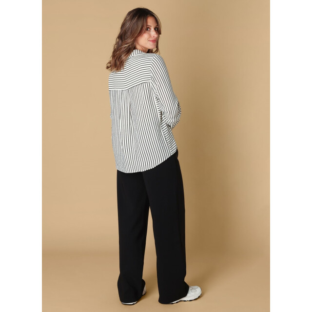 IVY BEAU Syra wit Syra Zwart Wit large