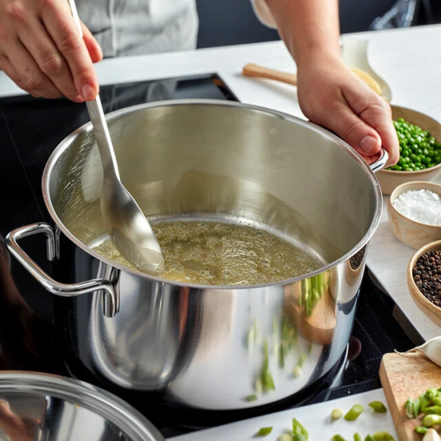 Demeyere Apollo 7 kookpan met deksel 28 cm / 8.4 l 44328 large