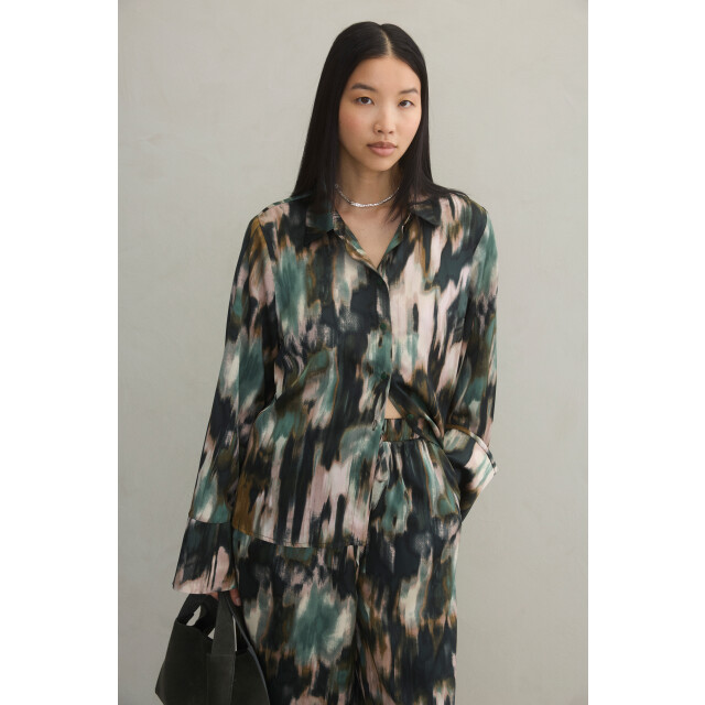 Vila Vimallo l/s shirt #8 14114563 large Vila Vimallo l/s shirt #8 14114563 large