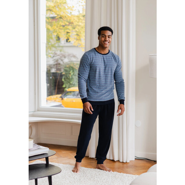 Phil & Co Heren winter pyjama set lang badstof licht/donker gestreept PH-6137-02 large Phil & Co Heren winter pyjama set lang badstof licht/donker gestreept PH-6137-02 large