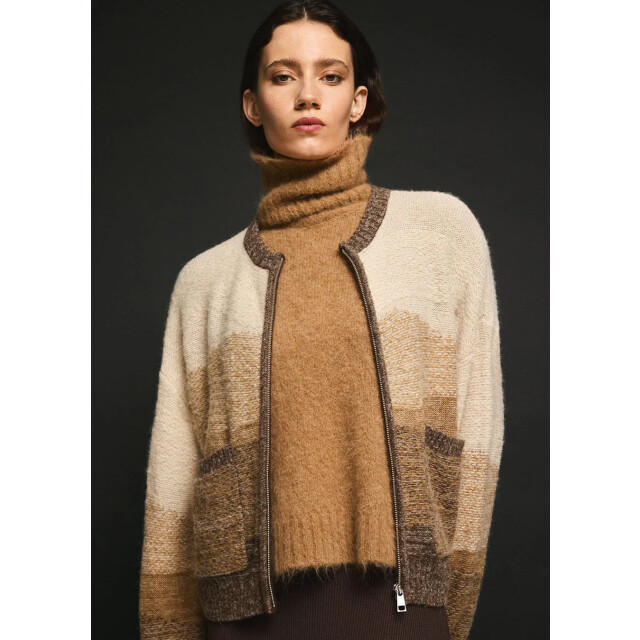 Moss Copenhagen Mschthira salmia r spencer 9759516721480 large Moss Copenhagen Mschthira salmia r spencer 9759516721480 large