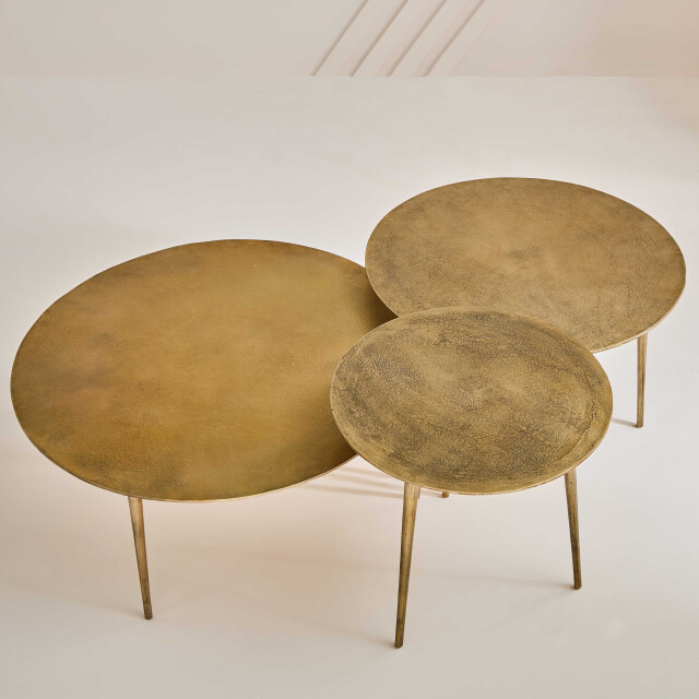 Signature Kleine bijzettafel in aluminium met een afwerking in verguld messing moon 3357675 large