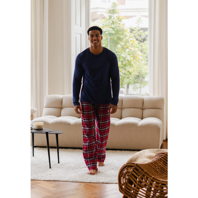 Phil & Co Lange heren pyjama set met flanellen pyjamabroek rood/blauw PH-6146-02 large Phil & Co Lange heren pyjama set met flanellen pyjamabroek rood/blauw PH-6146-02 large