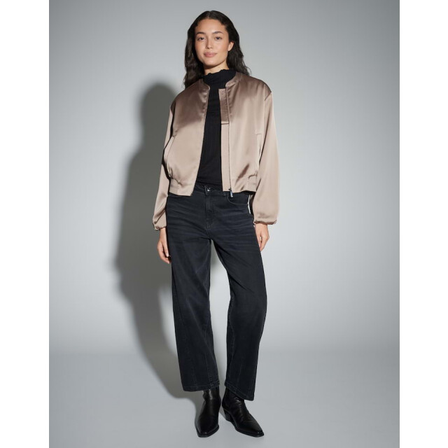 Opus jupita 104930192392 jupita 20022 warm 06228.765.0006 large Opus jupita 104930192392 jupita 20022 warm 06228.765.0006 large