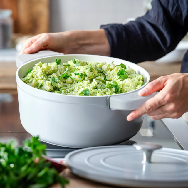 Dagelijkse Kost Proline lichtgewicht braadpan 26cm / 5.3l truffel CC009321-001 large