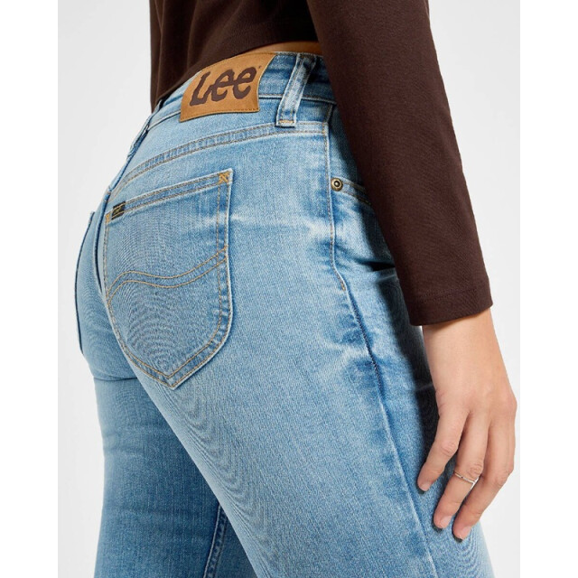 Lee Gb jessica rising sign 112355540 large