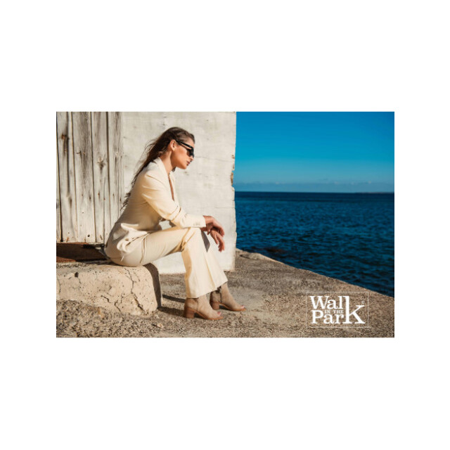 Walk in the Park D098 zandkleur suède stoere laars met zomerse uitstraling 13517146 Beige|41 large