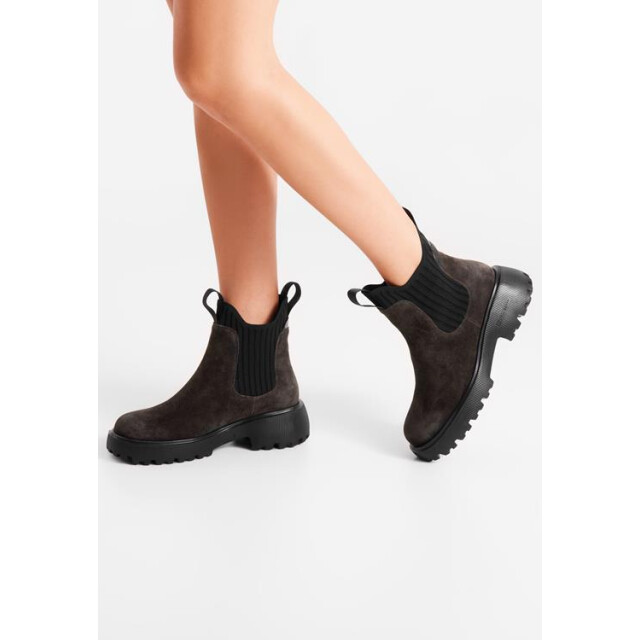 Woden Isabella s Isabella S large