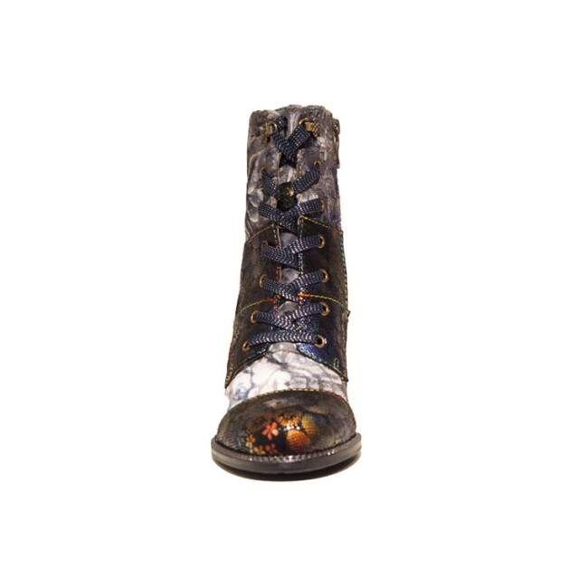 Laura Vita Maevao 02 Maevao 02 large