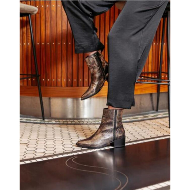 VIA VAI 62156 rose baker 62156 Rose Baker large