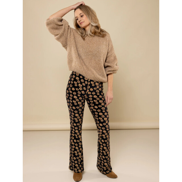 Looxs Revolution Lxs velours flared pants winter flower voor dames in de kleur 2531-9609-980 large