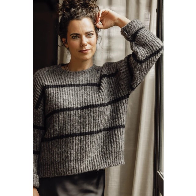 Looxs Revolution Lxs gebreide trui grey black stripe voor dames in de kleur 2432-9341-720 large