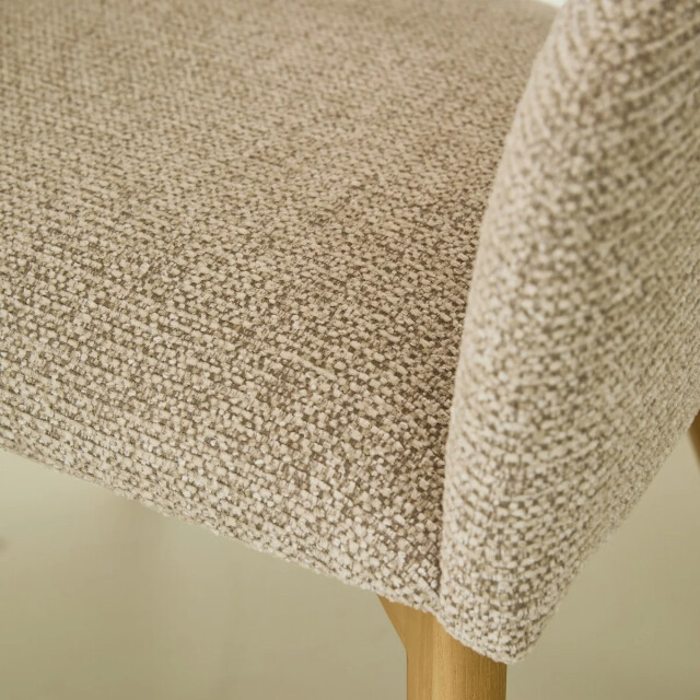 Signature Set van 2 gestoffeerde stoel van massief essenhout. ines 3493125 large