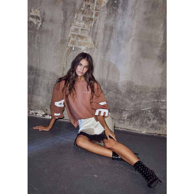 Haute L'Amitié Haute l’amitié maxi split logo sweat camel 9864281456968 large