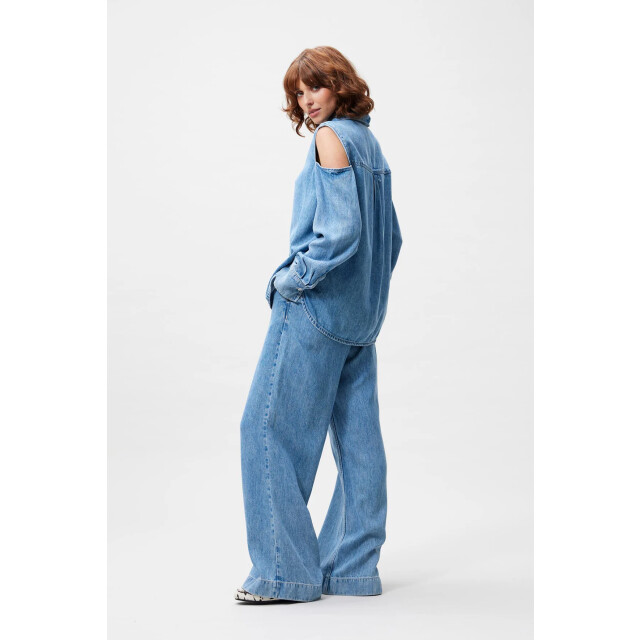 Catwalk Junkie 2601021609 open shoulder denim blouse 2601021609 Open shoulder denim blouse large