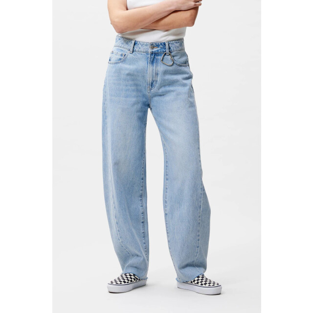 Catwalk Junkie 2601023204 super barrel fit jeans 2601023204 Super barrel fit jeans large