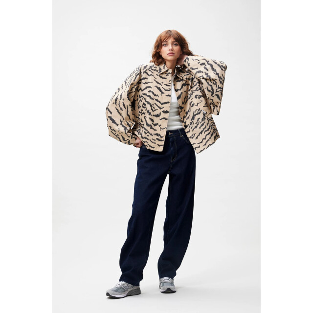 Catwalk Junkie 2601022408 tiger cape jacket 2601022408 Tiger cape jacket large