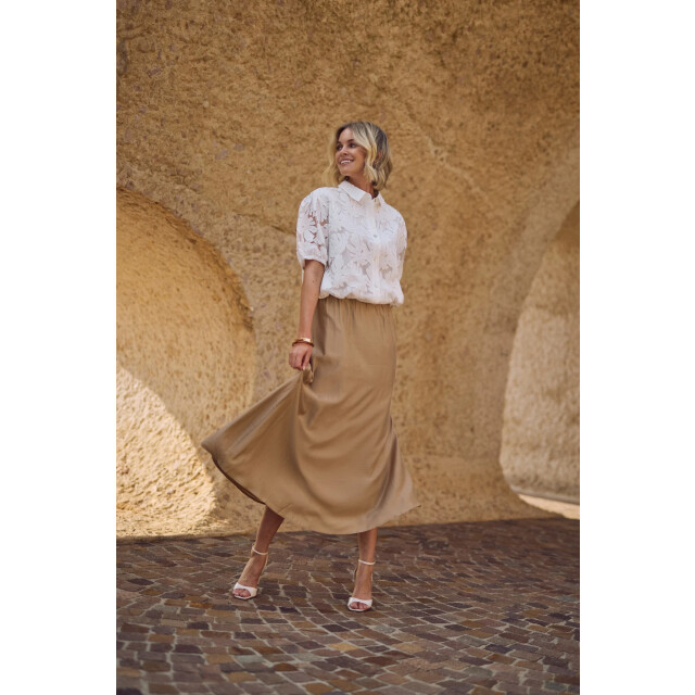 Nukus Nks02137 17 berit blouse embroidery off white NKS02137 17 large