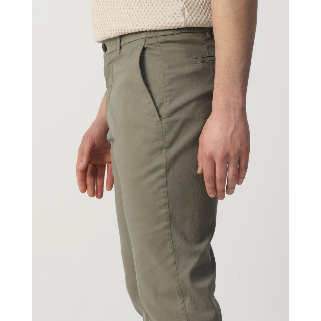 Berwich Chino 107791-001-48 large