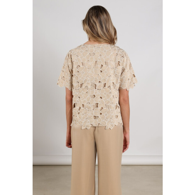 Nukus Octavia top flower zand 4382.04.0075 large