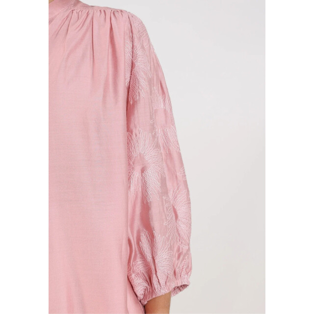 Nukus Nks02176 30 lynn blouse embroidery blush NKS02176 30 large