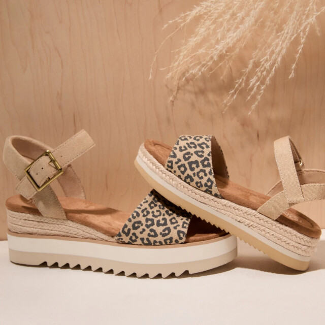 Toms 10023086 diana oatmeal leo spots 10023086 large