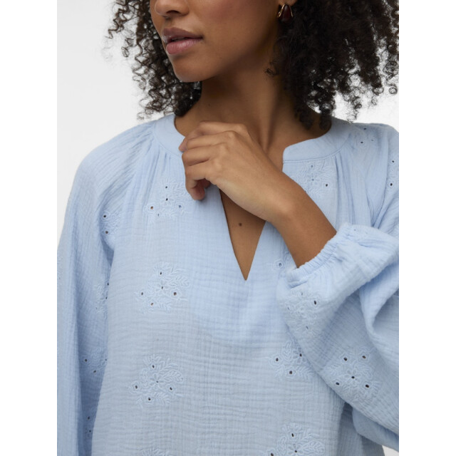 Vero Moda Vmnatali ls emb top wvn noos licht 4389.31.0017 large