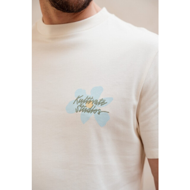 Kultivate 2601020208 ts flowers 226 egret t-shirt kultiv 226 Egret/2601020208 TS FLOWERS large