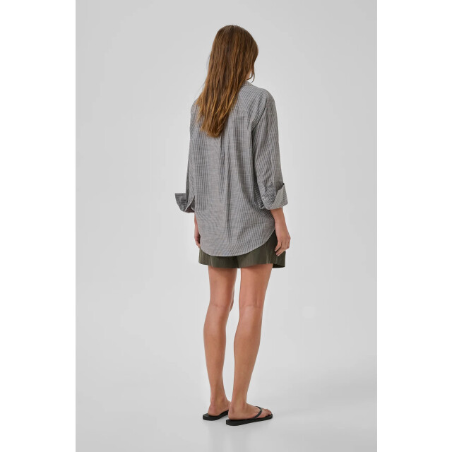 My Essential Wardrobe Skye shirt Skye Shirt large