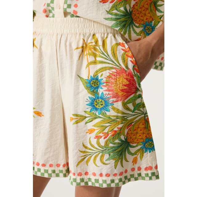Garcia Jeans dames broeken shorts 4159.08.0006 ecru dessin 4159.08.0006 large
