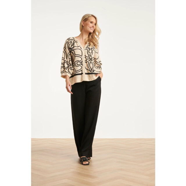 Smashed Lemon Crème blouse met zwart grafisch patroon | 8718679035361 large