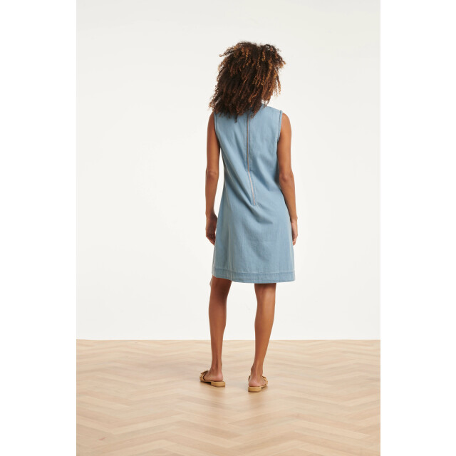 Smashed Lemon Lichtblauwe mouwloze look jurk | 8718679038171 large