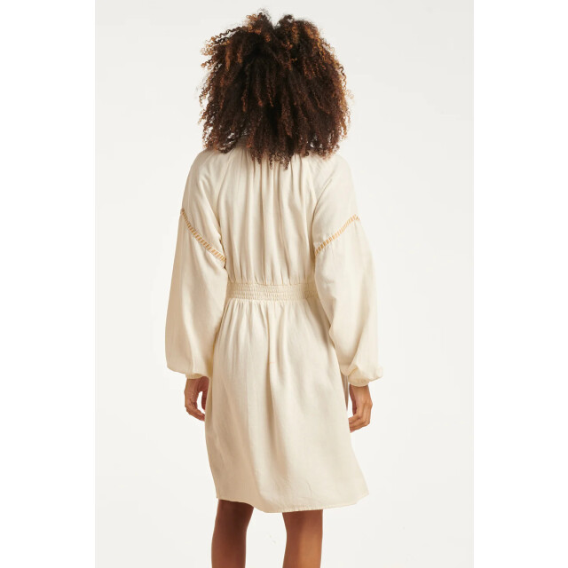 Smashed Lemon Off white jurk met gouden borduursels en taille elastiek | 8718679038669 large